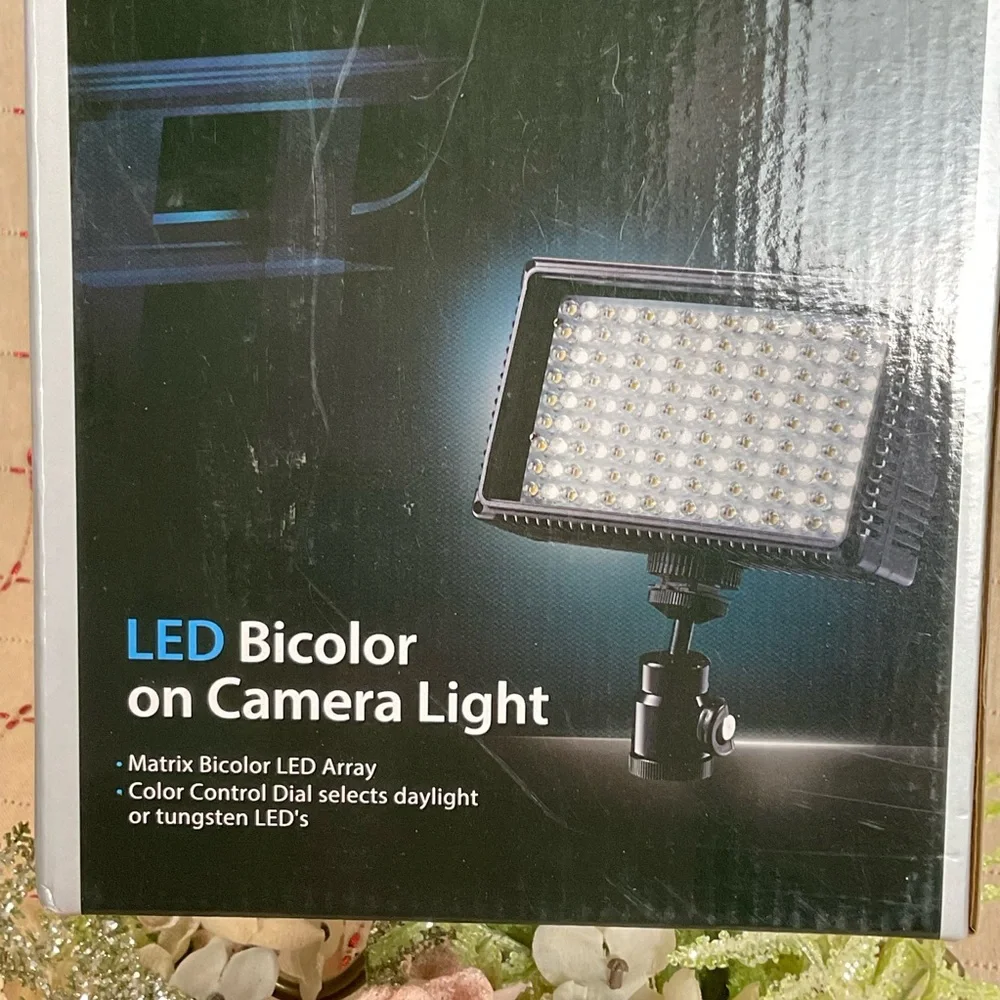 Flashpoint 144 Dimmable Bi-Color High-Power LED Camera Light Panel - FPLCL144B - Picture 2 of 6